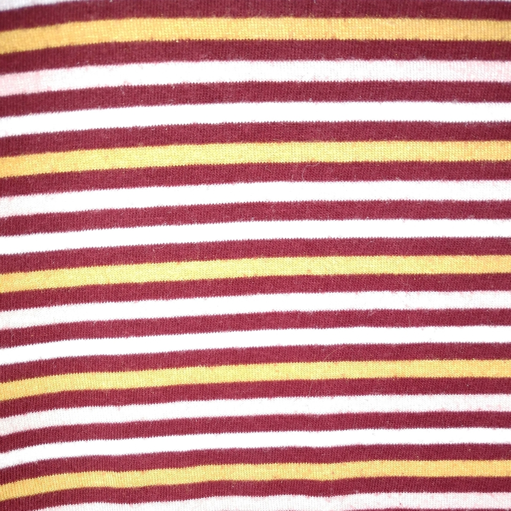 Basic Fall Cropped Tee - Picture 4 of 4